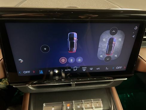 New 2026 Lincoln Nautilus Reserve w/ Jet Appearance Package image 13