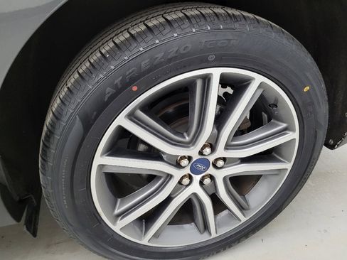 Used 2019 Ford Edge Titanium w/ Cold Weather Package AWD/4WD image 31