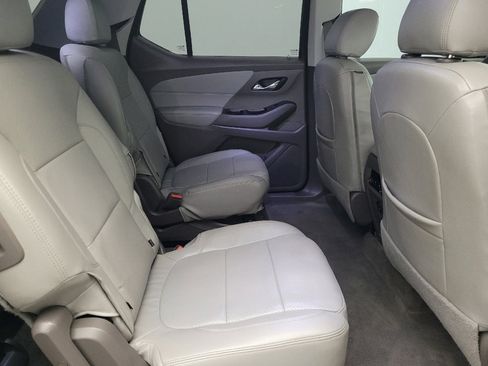 Used 2019 Chevrolet Traverse LT image 19