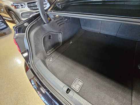 Used 2018 Audi A4 2.0T Ultra Premium w/ Convenience Package image 21