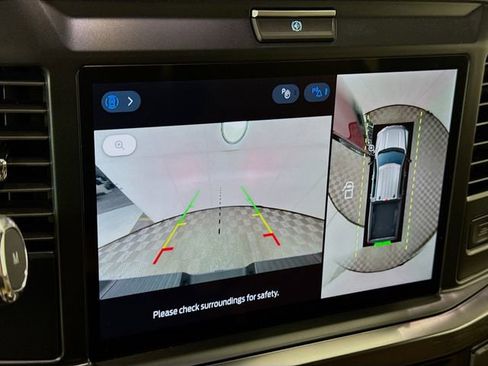 Used 2025 Ford F250 Lariat image 14