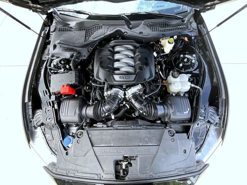 Used 2025 Ford Mustang GT Premium RWD image 23