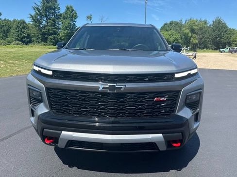 Used 2024 Chevrolet Traverse Z71 w/ Enhanced Driving Package AWD/4WD image 8