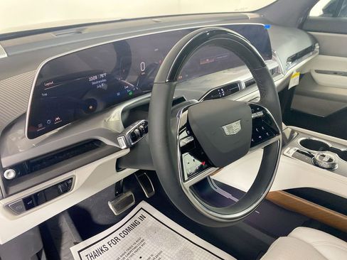 New 2026 Cadillac Vistiq Sport w/ LPO, Floor Liner Package image 12