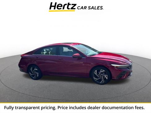 Used 2025 Hyundai Elantra SEL FWD image 1