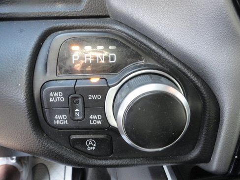 Used 2023 RAM 1500 Big Horn AWD/4WD image 15