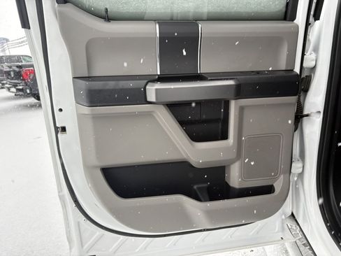 Used 2019 Ford F250 XLT w/ XLT Value Package image 17