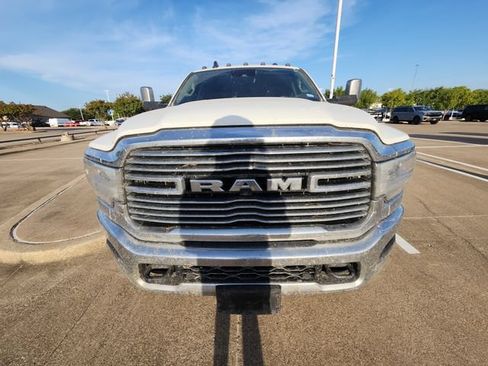 Used 2020 RAM 3500 Laramie AWD/4WD image 2