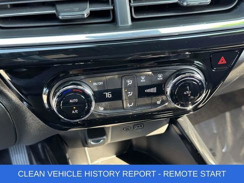 Used 2025 Chevrolet Trax RS w/ Driver Confidence Package image 6