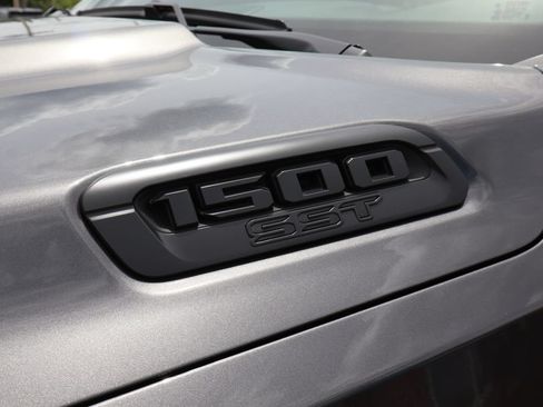 Used 2025 RAM 1500 Big Horn AWD/4WD image 10
