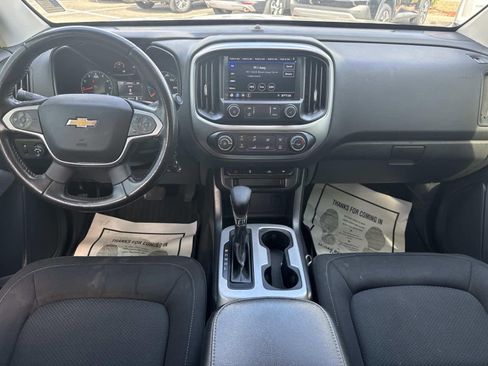 Used 2022 Chevrolet Colorado LT w/ LT Convenience Package RWD image 15