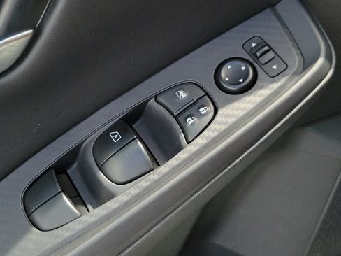 Used 2024 Nissan Sentra SV FWD image 14