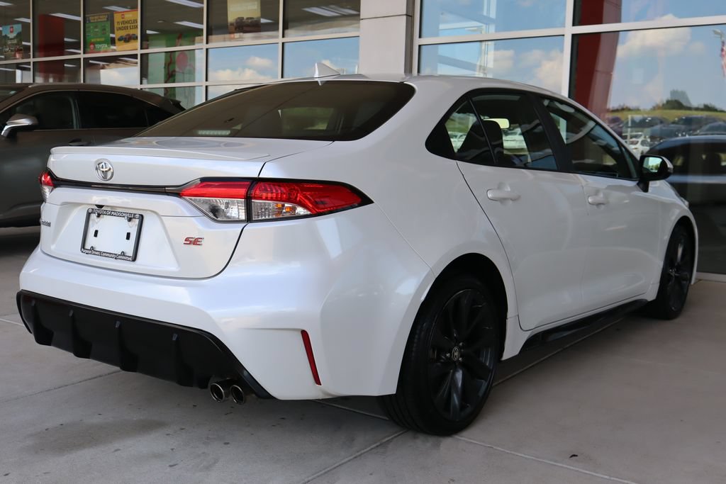Used 2024 Toyota Corolla SE FWD image 9