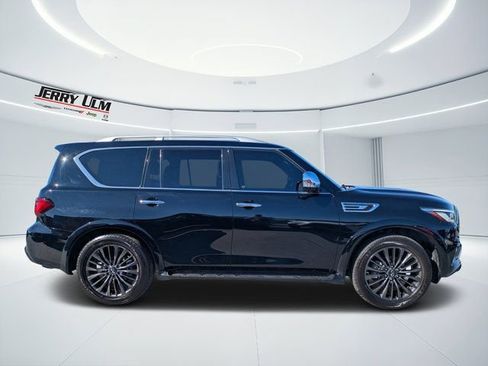 Used 2023 INFINITI QX80 Sensory w/ Cargo Package image 2