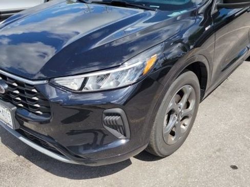 Certified 2023 Ford Escape ST-Line w/ Tech Pack #1 AWD/4WD image 1