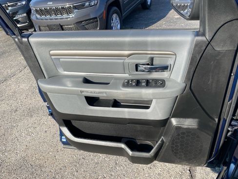 Used 2020 RAM 1500 Classic Warlock w/ Electronics Group image 19