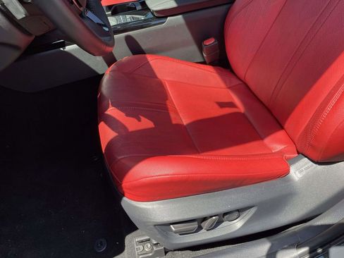 Used 2025 Toyota Camry XSE FWD image 13