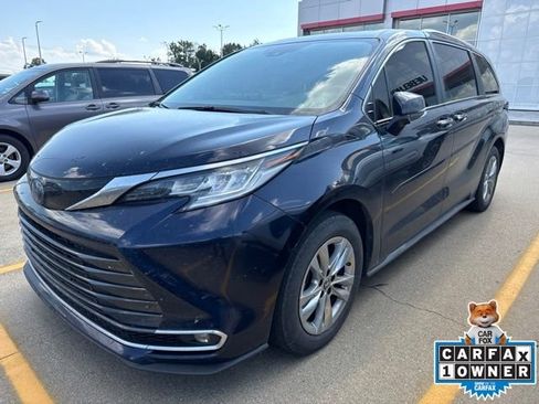 Used 2024 Toyota Sienna Limited AWD/4WD image 1