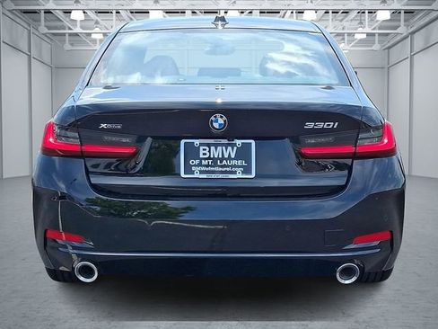 Certified 2025 BMW 330i xDrive Sedan w/ Convenience Package image 5