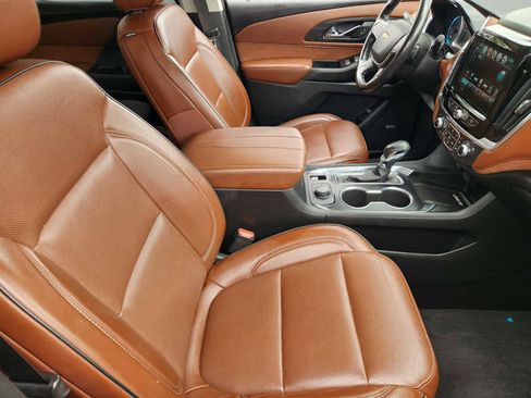 Used 2018 Chevrolet Traverse High Country AWD/4WD image 14