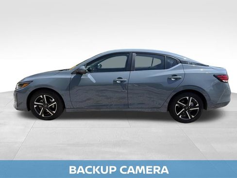 Used 2025 Nissan Sentra SV FWD image 12