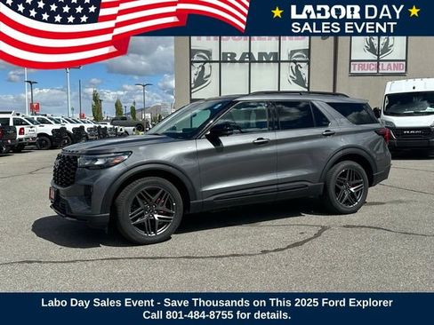 Used 2025 Ford Explorer ST-Line w/ ST-Line Street Pack AWD/4WD image 1