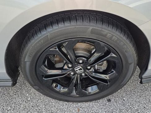 Used 2025 Honda Accord SE image 11