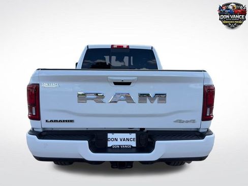 Used 2026 RAM 2500 Laramie AWD/4WD image 4