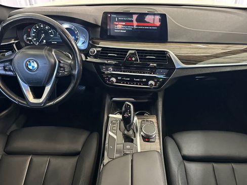 Used 2018 BMW 530i RWD image 4
