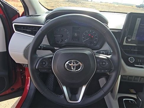 Used 2023 Toyota Corolla Cross LE image 24