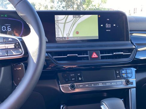 New 2026 Kia Seltos S AWD/4WD image 18