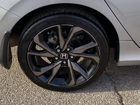 Used 2019 Honda Civic Sport image 10