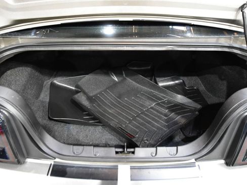 Used 2009 Ford Mustang GT RWD image 38