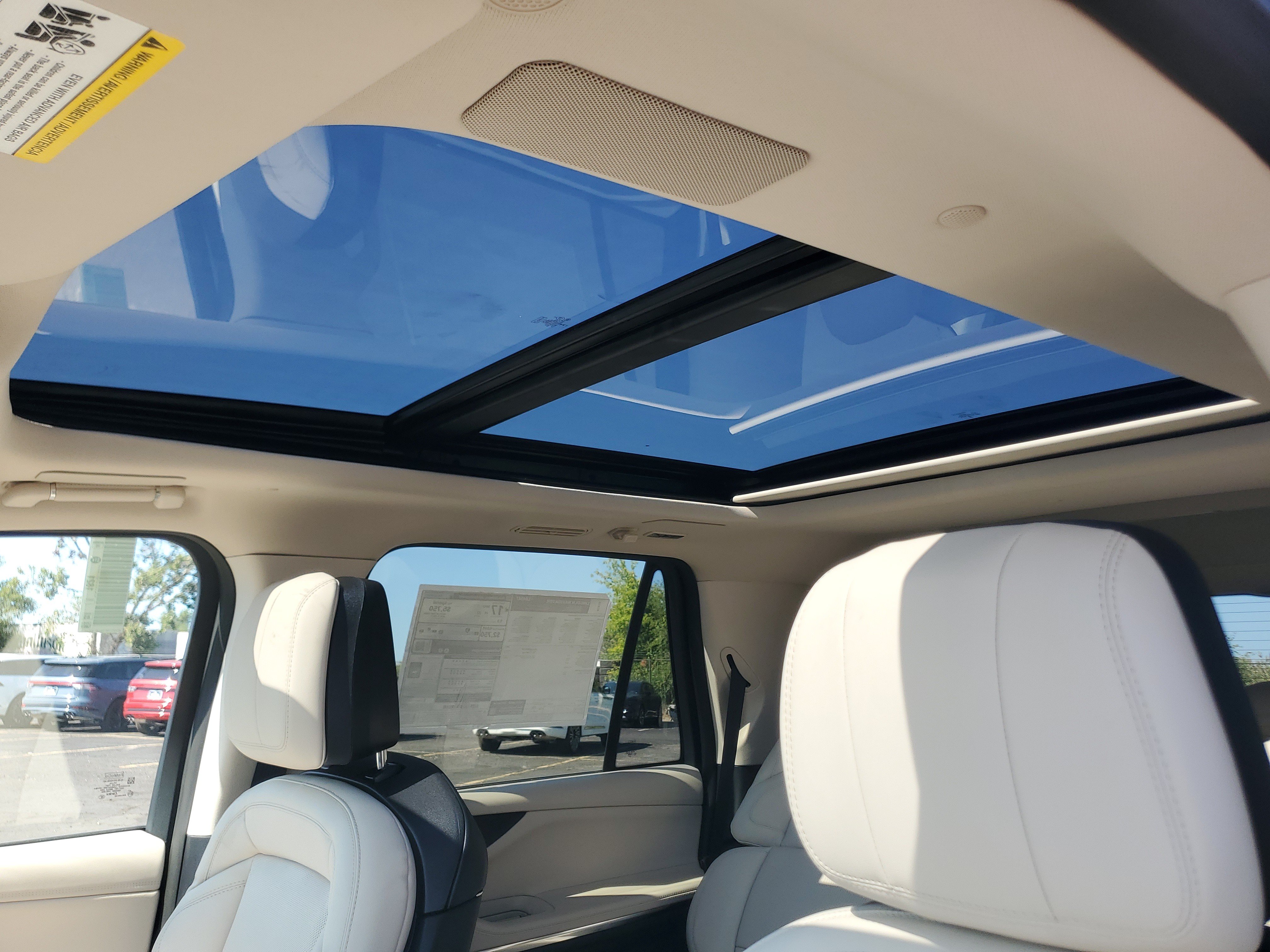 New 2027 Lincoln Navigator Reserve AWD/4WD image 11