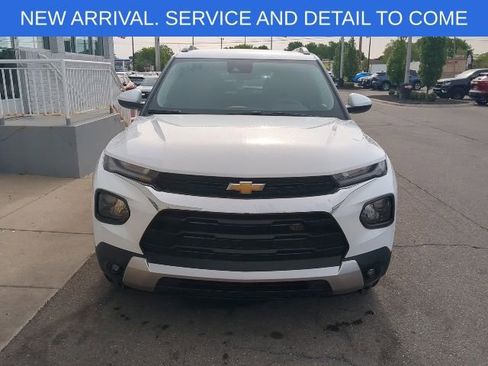 Used 2023 Chevrolet TrailBlazer LT w/ Convenience Package AWD/4WD image 11