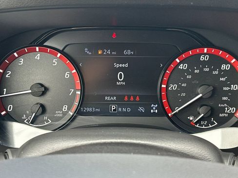 Used 2025 Nissan Frontier PRO-4X AWD/4WD image 31