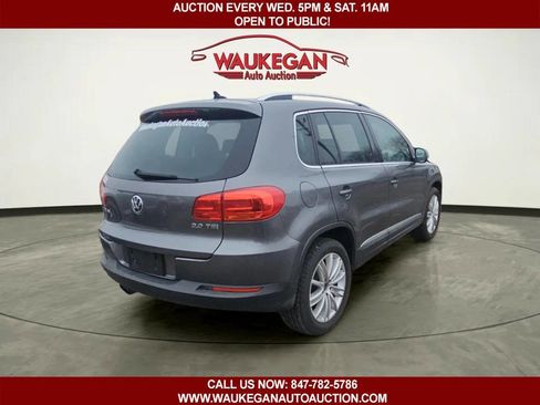 Used 2013 Volkswagen Tiguan SE image 4