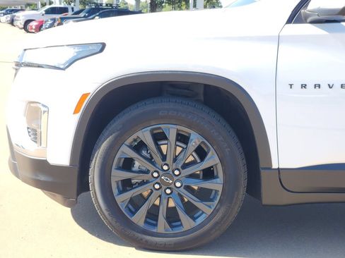 Used 2023 Chevrolet Traverse RS w/ LPO, Floor Liner Package FWD image 29