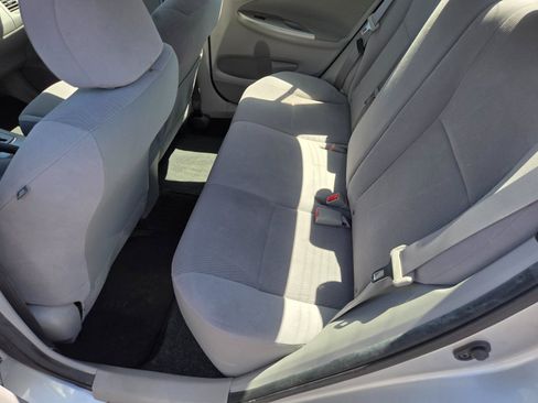 Used 2013 Toyota Corolla LE FWD image 11