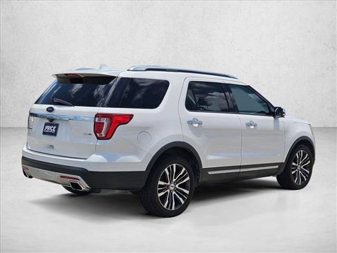 Used 2016 Ford Explorer Platinum AWD/4WD image 5