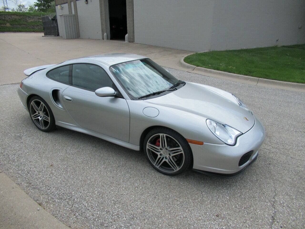 Used 2001 Porsche 911 Turbo AWD/4WD image 7
