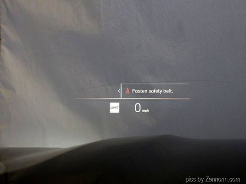 Certified 2025 BMW X7 xDrive40i w/ M Sport Package image 19