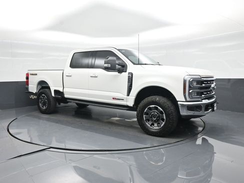 Used 2024 Ford F250 Lariat w/ Lariat Ultimate Package image 4