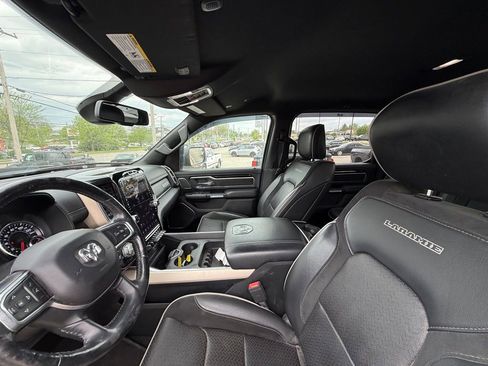 Used 2019 RAM 1500 Laramie image 12