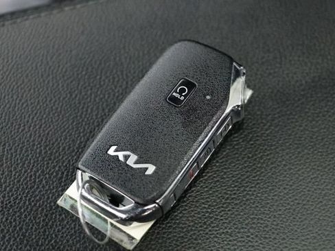 Used 2023 Kia Sportage X-Line w/ X-Line Premium Package AWD/4WD image 41
