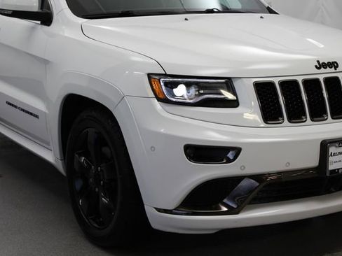 Used 2015 Jeep Grand Cherokee Overland AWD/4WD image 2
