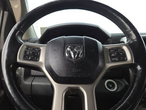 Used 2018 RAM 1500 Laramie w/ Convenience Group image 17