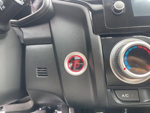 Used 2018 Honda Fit EX image 28