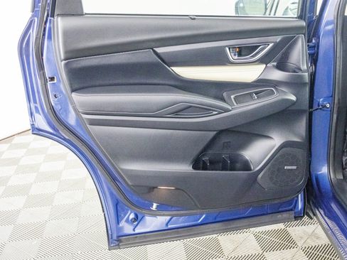 Used 2022 Subaru Ascent Limited w/ Technology Package image 57