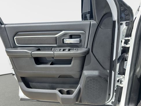 Used 2025 RAM 2500 Big Horn AWD/4WD image 26